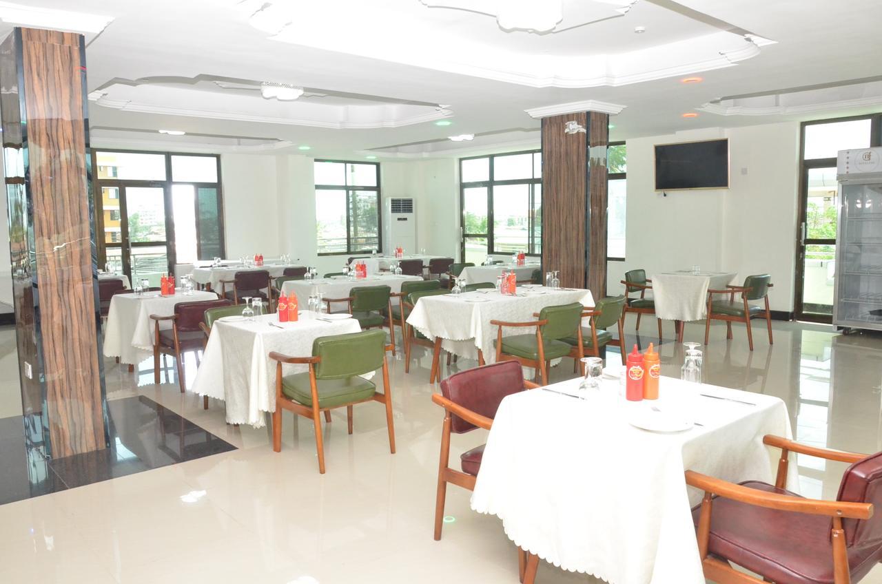 Nefaland Hotel Dar es Salaam Extérieur photo